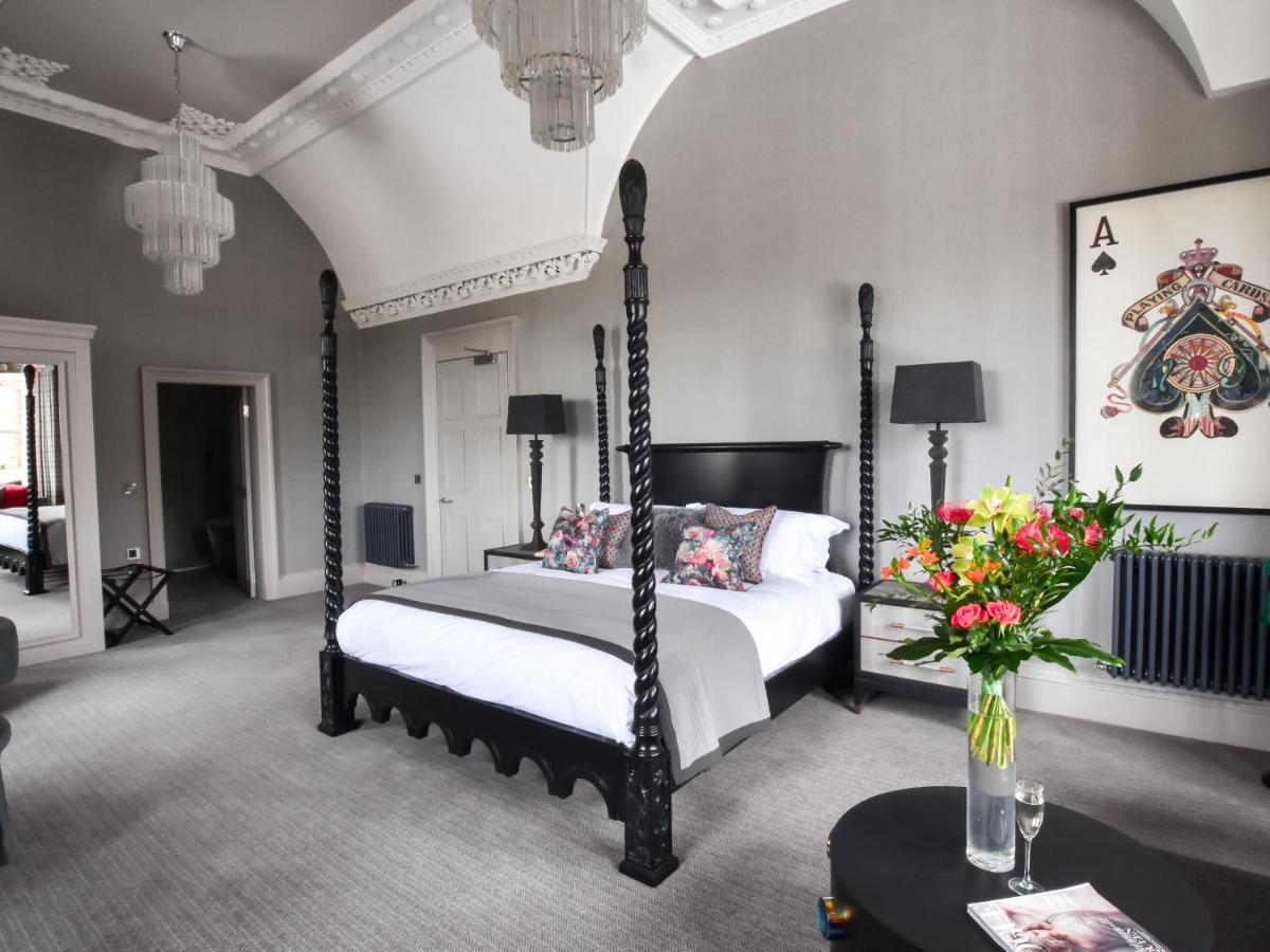 The Meadowpark Bar, Kitchen & Rooms Stirling Esterno foto